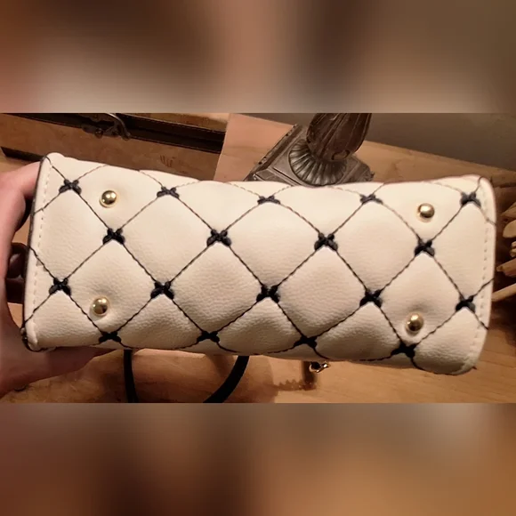 Betsey Johnson Quilted Handbag - Picture 4 of 9